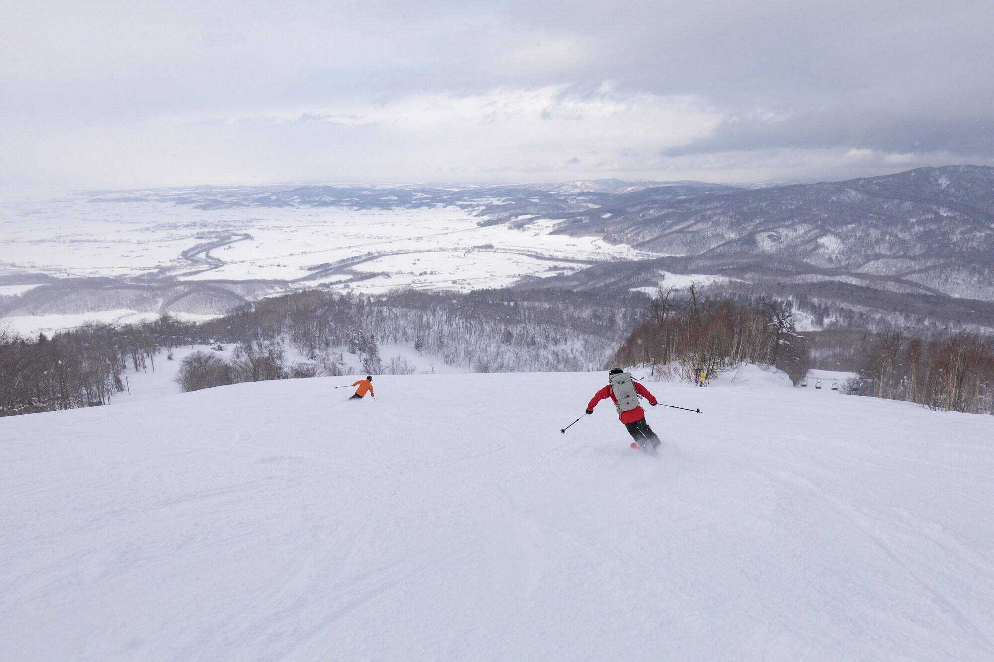 Hoshino Resorts Asahikawa Grand Hotel Exterior photo